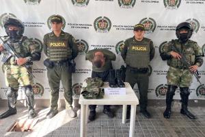 Cayó sujeto que se hacía pasar como miembro del Ejército en Melgar