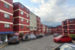 ¡Tristeza! Profesora del Joaquín París se habría quitado la vida en el conjunto Caracolí de Ibagué