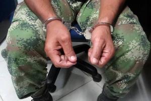 Un militar habría asesinado a otro cuando ingerían licor en una casa de Melgar