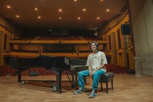 Juan Guillermo Perdomo, pianista ibaguereño