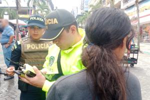 Tremendo operativo de la Policía, tomándose el centro de Ibagué