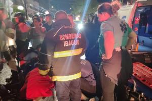 Una mujer se accidentó violentamente en su moto cerca de la 59 con Ambalá en Ibagué