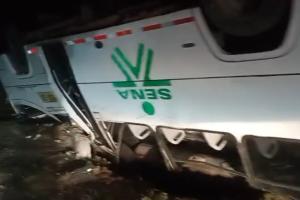 Con lesiones leves resultaron 20 personas que se movilizaban en un bus del SENA que sufrió volcamiento en la vía Pacho – Zipaquirá