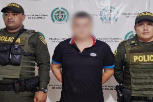 Capturaron violento sujeto por agredir con machete a su pareja e hijastra en Ibagué