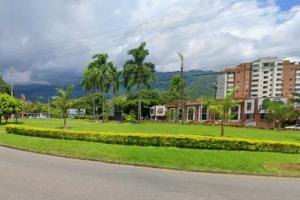 Jovencitos compartían en una chiva rumbera y al bajarse fueron robados y apuñalados en la glorieta del Vergel