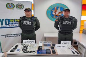 Autoridades se tomaron la cárcel de Picaleña e incautaron 11 celulares y 52 Sim Cards