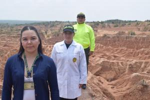 Más de 600 mujeres que integran la policía en el departamento y el área metropolitana. 