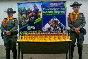 ¡Fiestas y con trago chiveado! Policía incautó gran cantidad de botellas de licor sin estampillas en Ibagué