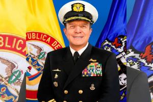El almirante Francisco Hernando Cubides Granados es el nuevo comandante general de las FF. MM.