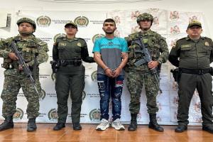 Alias ‘Camilo’, intentaba reclutar adolescentes para las disidencias de las Farc en Chaparral