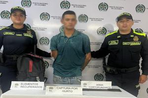 Capturaron dos sujetos por robar con machete en una buseta que se movilizaba por el Jardín Palermo