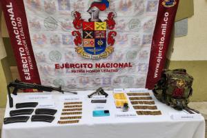 Durante enfrentamientos disidentes intentaron resguardase en escuela del Huila  