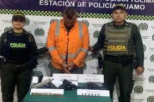 Cayó sujeto que se movilizaba con tres armas de fuego en el Guamo