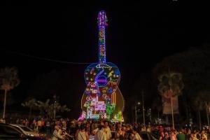 Inauguración guitarra Ibagué 474 años 
