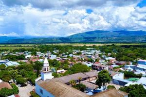 Patrullero herido por disidencias en Tesalia, Huila, se encuentra estable.
