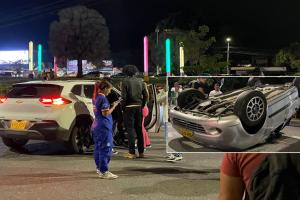 Un hombre herido tras choque de camioneta y particular en la 60 con Ambalá