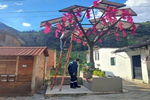 Árbol solar en Juntas