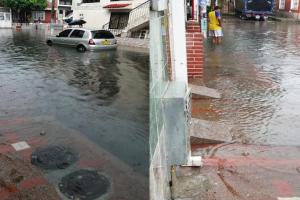 Inundación en el barrio Topacio