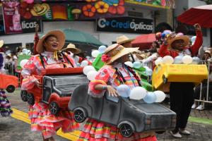 Desfile San Juan en Ibagué.