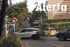 señal que prohíbe giros a la izquierda