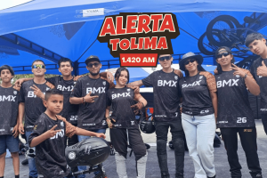 atletas en el Campeonato Nacional de BMX Freestyle