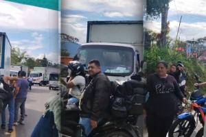 Padres bloquean vías en Líbano por falta de rutas escolares