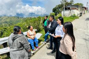Secretaría de la Mujer fortalece asociaciones femeninas en Herveo