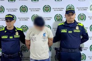 ¡Increíble! Joven cargaba una granada en pleno barrio Saucedal