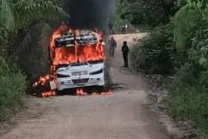 quema de bus en zona rural