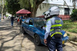 Multa por mal parqueo en Ibagué 