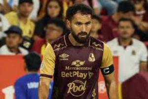 El volante Juan Pablo Nieto, capitán de campo del Deportes Tolima