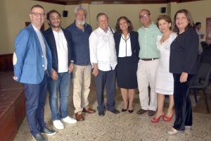FOTO-JURADOS-Y-DIRECTIVOS-TESIS-DOCTORAL_IMG-20180804-WA0024.jpg