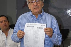 lopezdr.jpg
