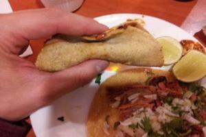 tacos_como_comerlos_mexico.jpg