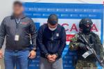 Policía cárcel