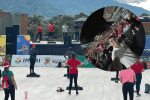 Actividad física musicalizada convocó a asistentes en el Patio de Banderas durante jornada decembrina